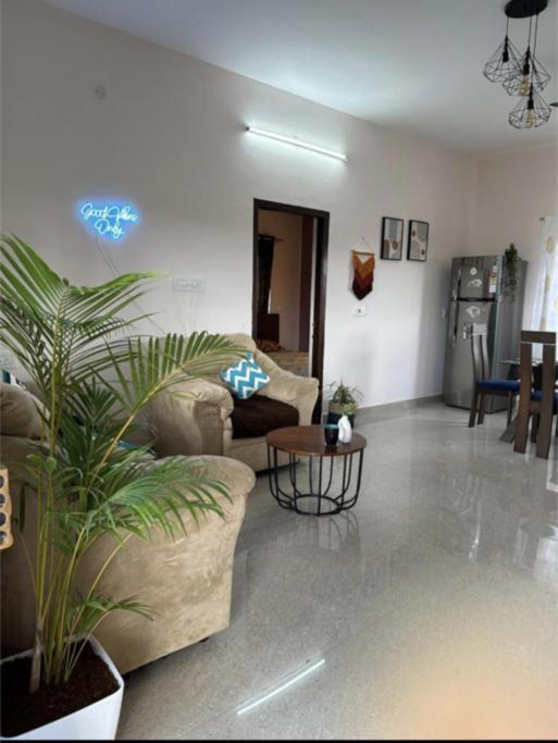 Krishna Homes Bangalore Bagian luar foto