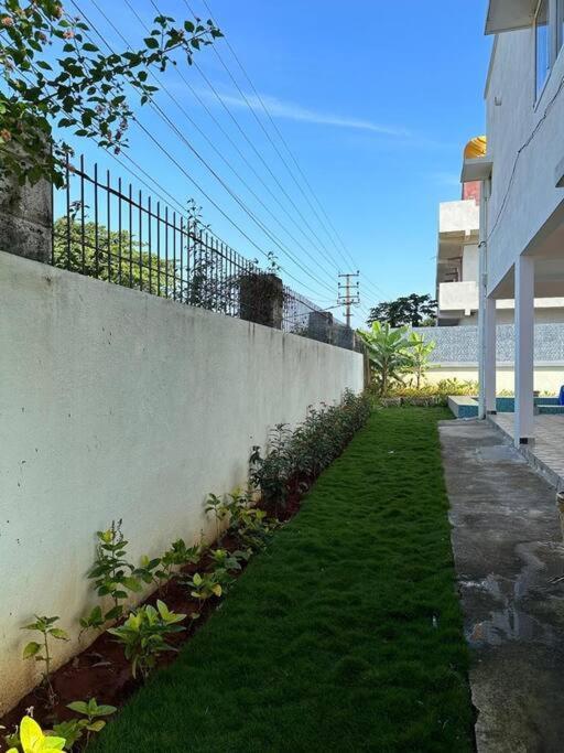 Krishna Homes Bangalore Bagian luar foto